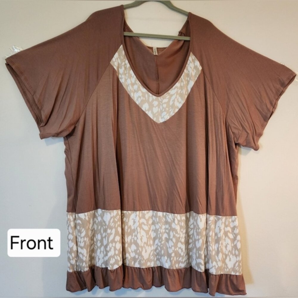 WOMEN'S PLUS SIZE 6X ANIMAL PRINT RUFFLED HEM TOP, NWOT